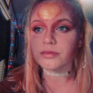 Meet your Posher, Lindsay